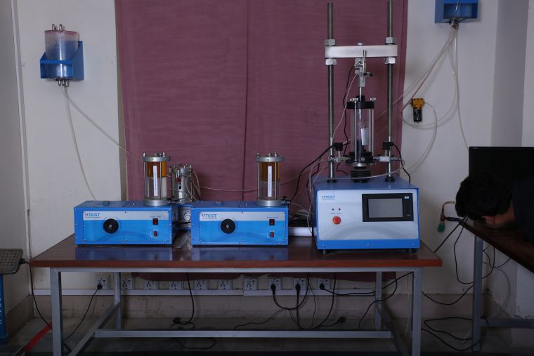 Geo-Technical Engineering Lab